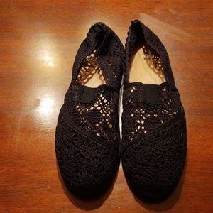 Knit off brand toms